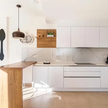 Oasis Buddha Garden By Sunkeyrents أذيخي