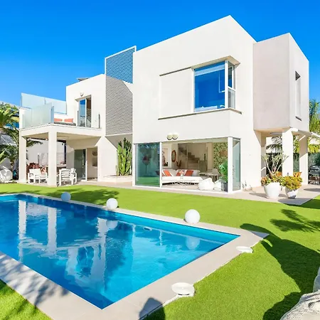 فيلة Oasis Buddha Garden By Sunkeyrents أذيخي